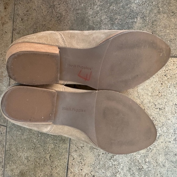Hush Puppies Sierra Chelsea Suede Taupe Ankle Boots Women's Size 7M - Picture 4 of 4